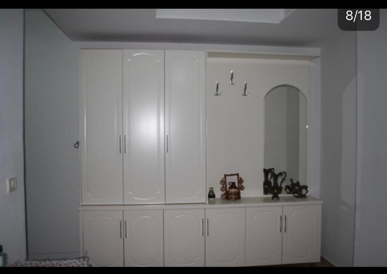Central Boutique Hostel Sarande Bagian luar foto